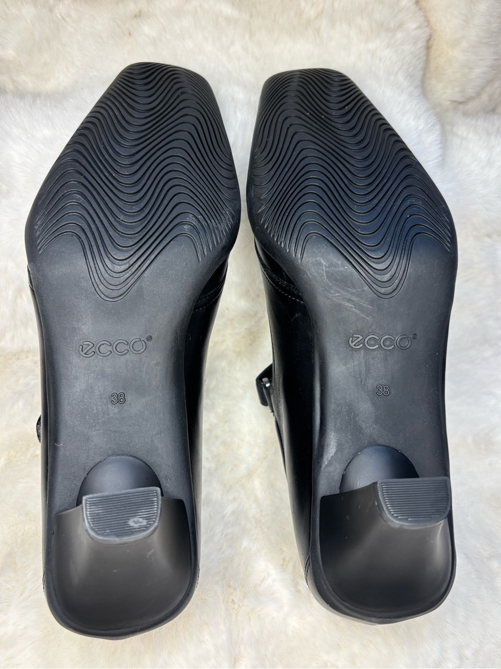 NWB ECCO London Mary Jane Women Black Leather Heels - Picture 5 of 11